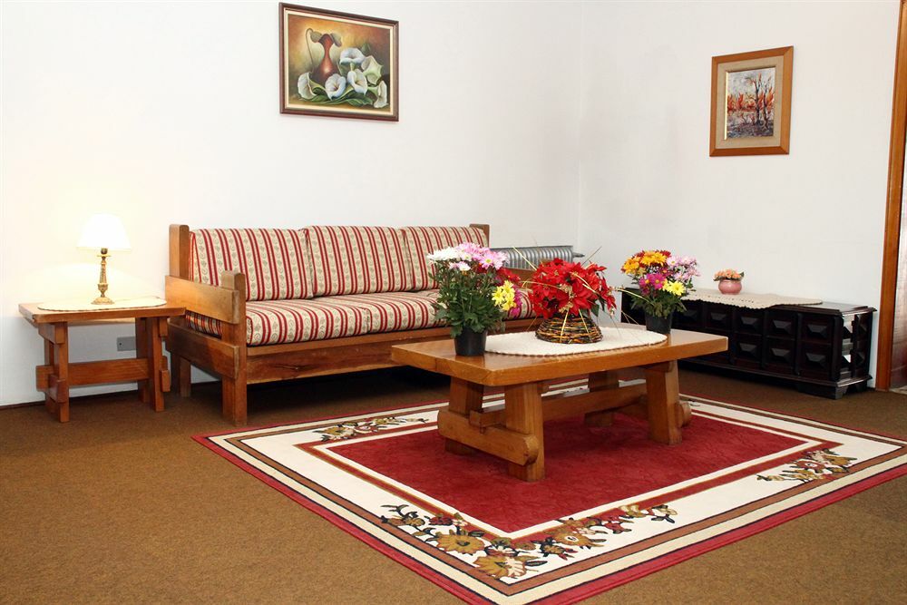 Hotel Regina Campos do Jordão